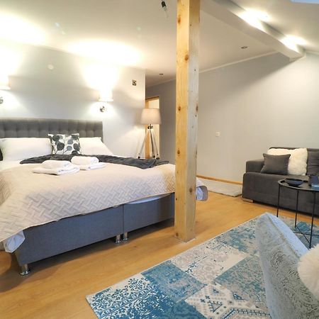 Guest House Sara Latin Екстер'єр фото