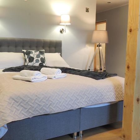 Guest House Sara Latin Екстер'єр фото
