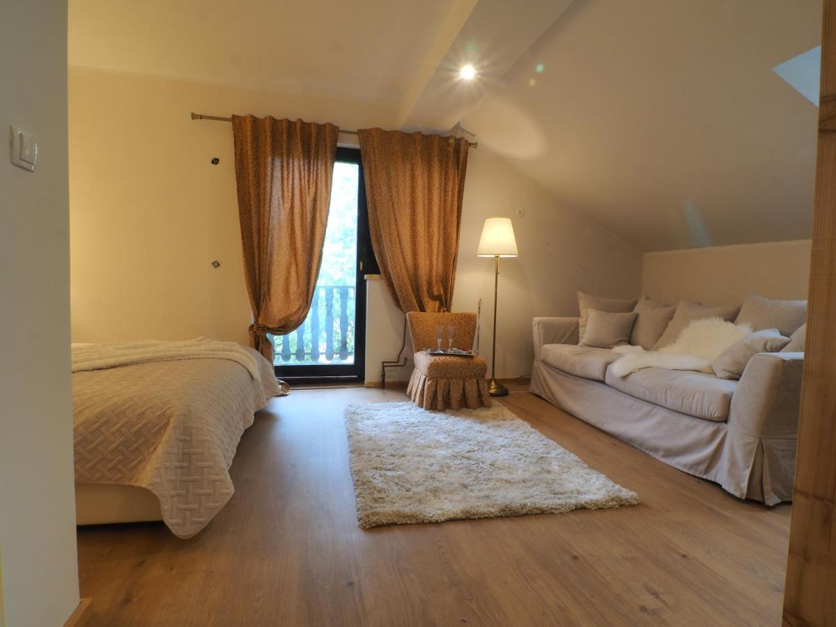 Guest House Sara Latin Екстер'єр фото