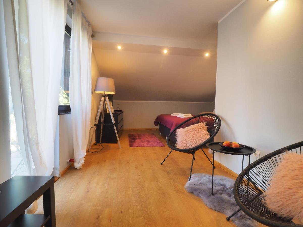 Guest House Sara Latin Екстер'єр фото