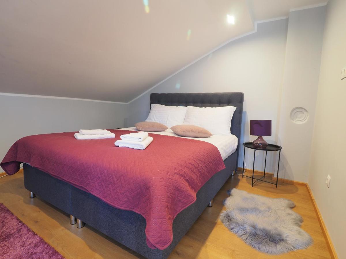 Guest House Sara Latin Екстер'єр фото