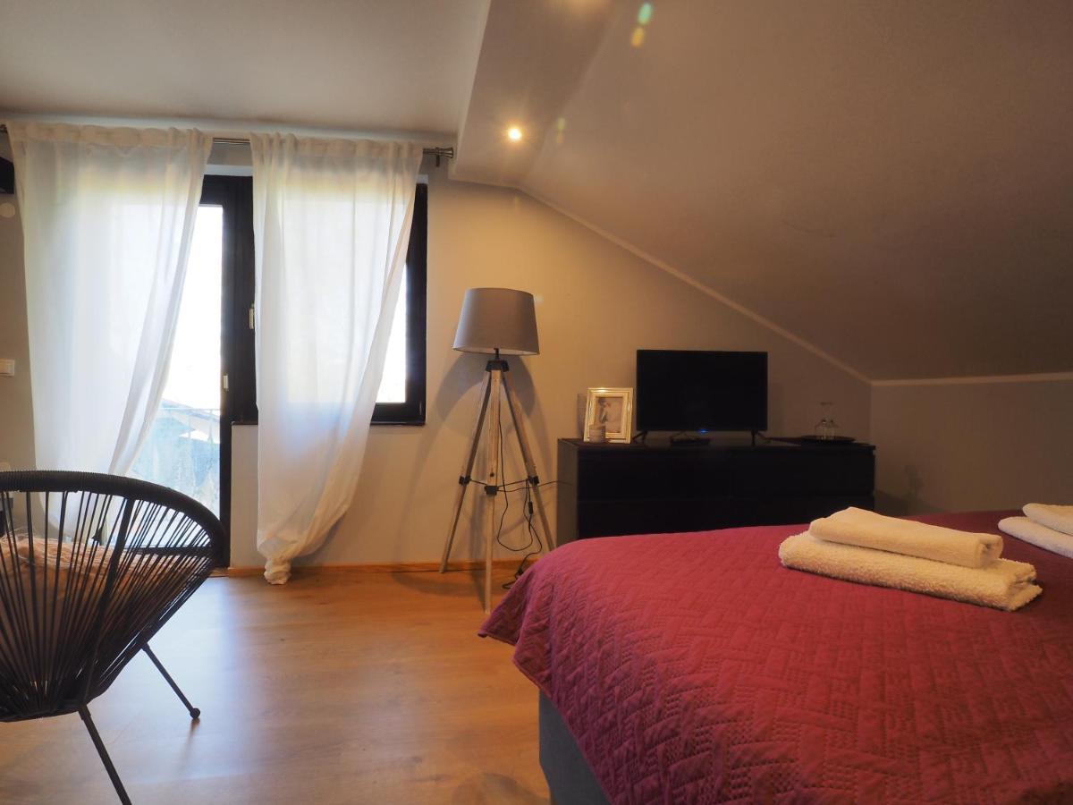 Guest House Sara Latin Екстер'єр фото