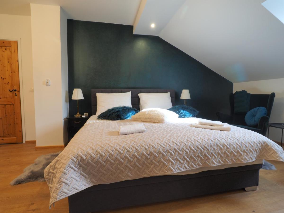Guest House Sara Latin Екстер'єр фото