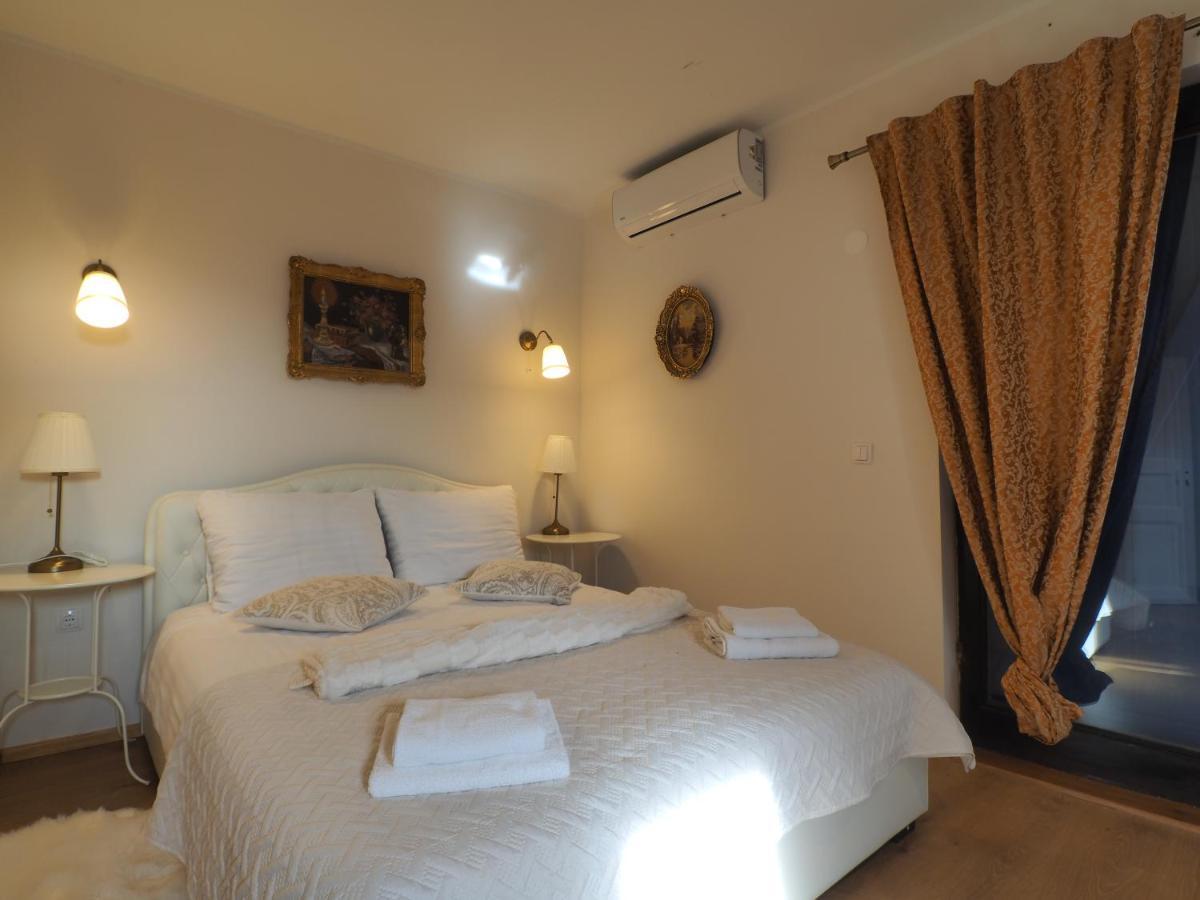 Guest House Sara Latin Екстер'єр фото