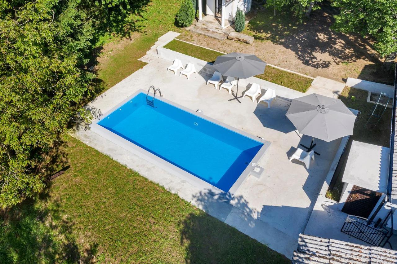 Guest House Sara Latin Екстер'єр фото