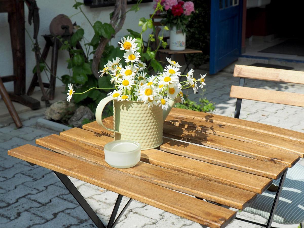 Guest House Sara Latin Екстер'єр фото